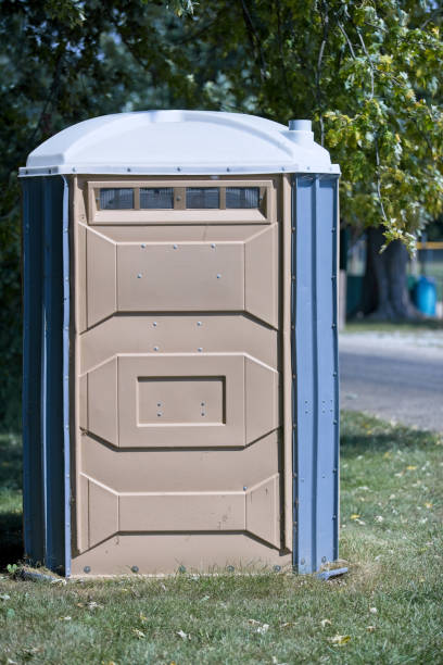 Best Portable bathroom rental  in Cloverdale, VA